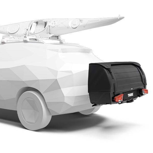 Thule Onto 2 trekhaakkoffer 300 liter in situatie