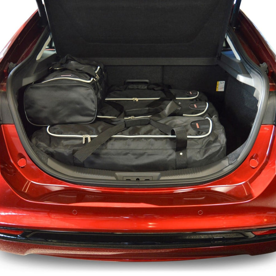 Ford Mondeo 5dr Hatchback | 2014-heden Car-Bags reistassenset – productfoto 3