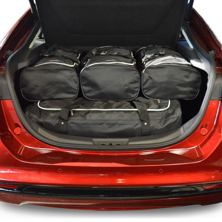 Ford Mondeo 5dr Hatchback | 2014-heden Car-Bags reistassenset – productfoto 4