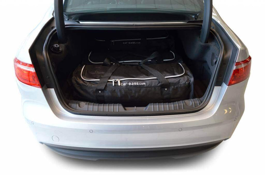 Reistassenset Jaguar XF (X260) 2015-heden 4-deurs sedan – productfoto 2