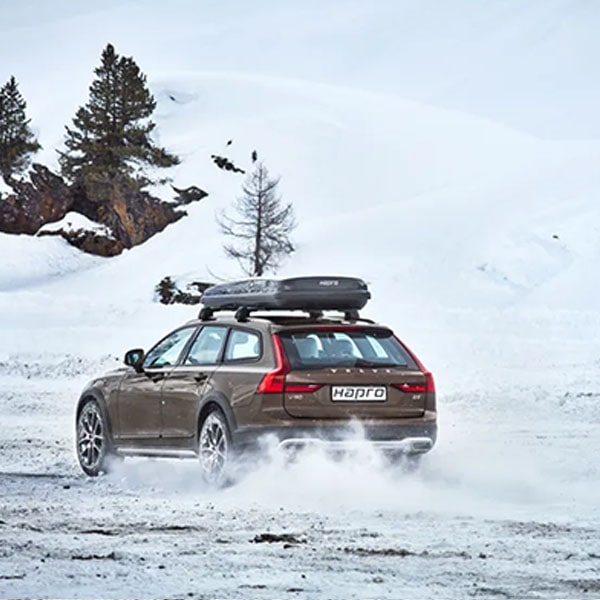 sneeuwkettingenwinkel-hapro-dakkoffer-nordic-black-sfeerbeeld