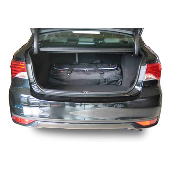 Toyota Avensis III 4dr Sedan | 2008-2015 Car-Bags reistassenset – productfoto 2
