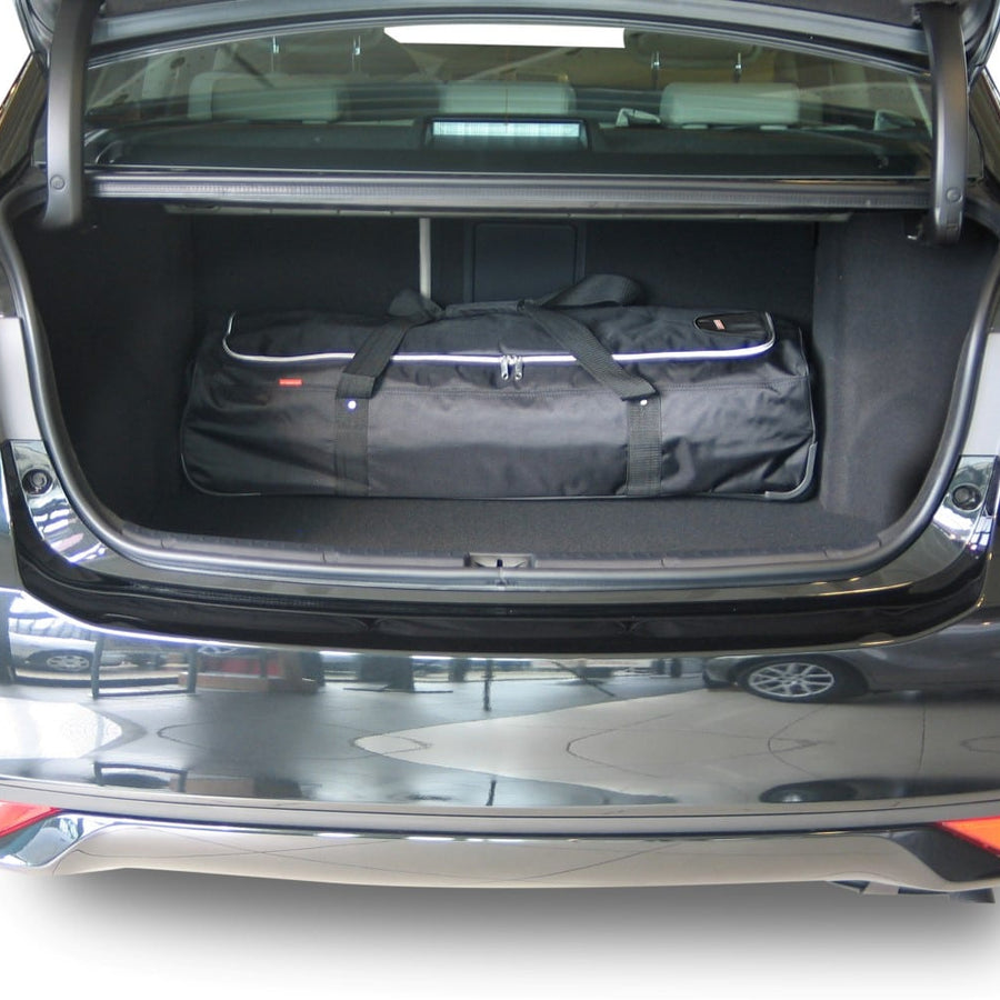 Reistassenset Toyota Avensis III 2008-2018 4-deurs sedan – productfoto 2