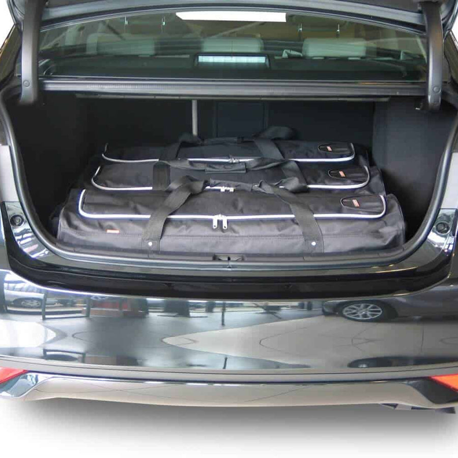 Toyota Avensis III 4dr Sedan | 2008-2015 Car-Bags reistassenset – productfoto 3