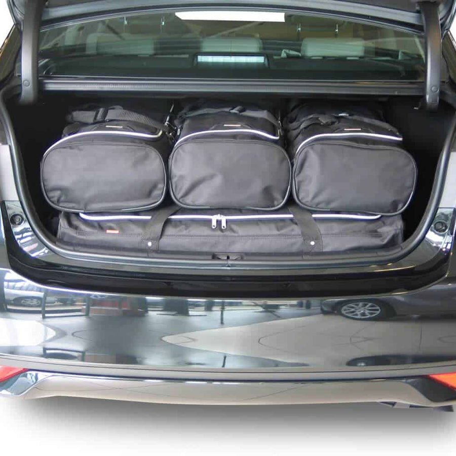Toyota Avensis III 4dr Sedan | 2008-2015 Car-Bags reistassenset – productfoto 4