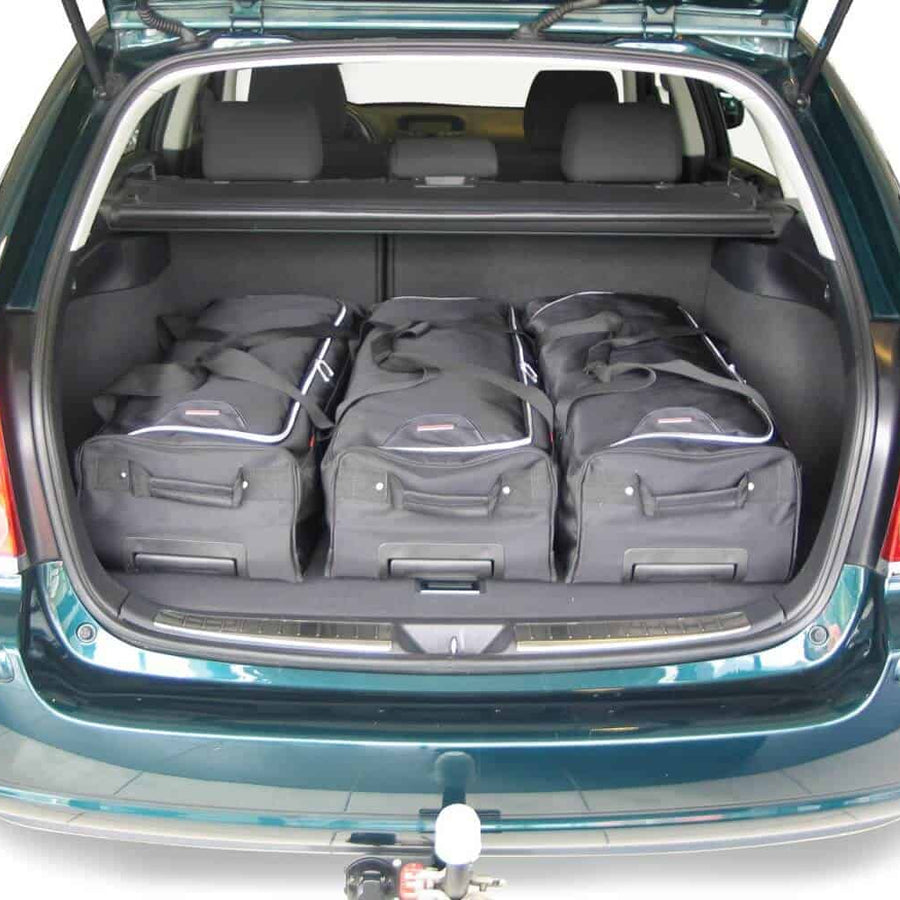 Toyota Avensis II 5dr Wagon | 2003-2008 Car-Bags reistassenset – productfoto 2