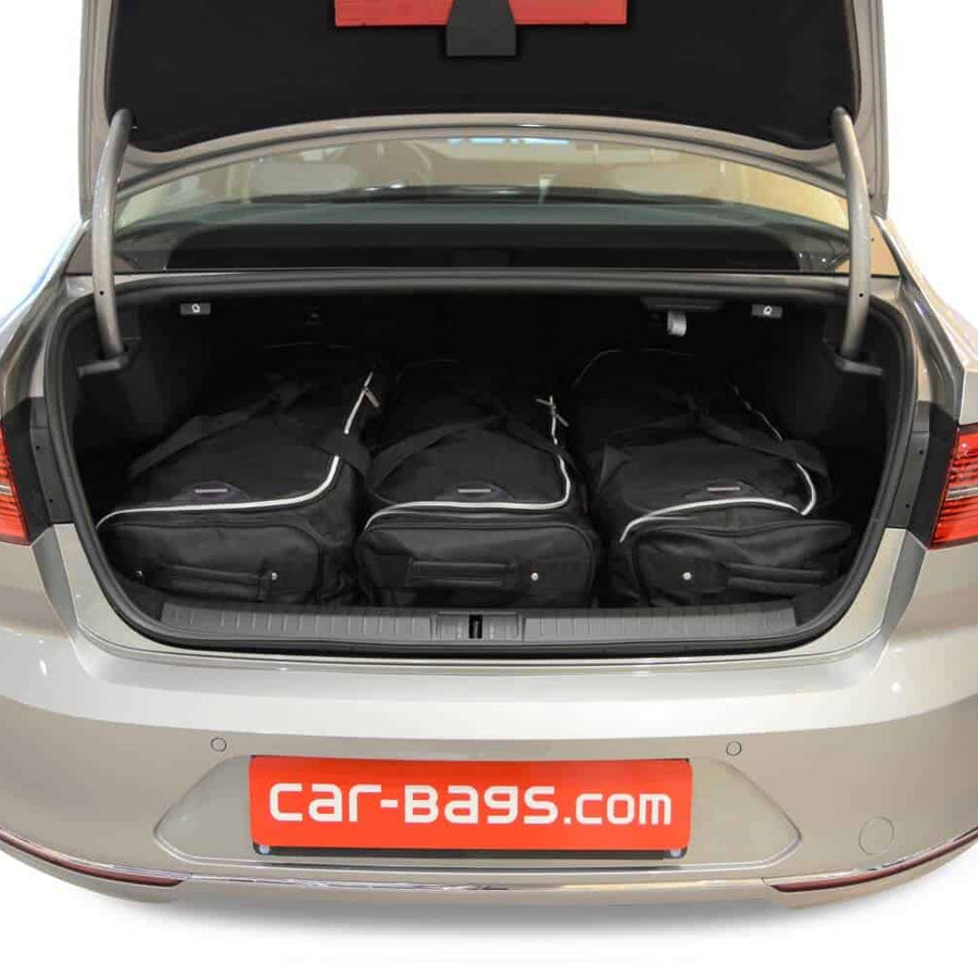 Volkswagen Passat (B8) GTE 4dr Sedan | 2015-heden Car-Bags reistassenset – productfoto 2
