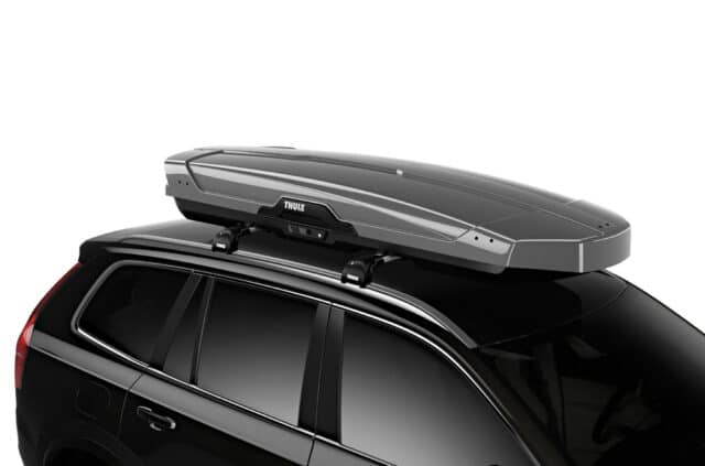 Thule Motion XT Alpine Titan op auto dakkoffer